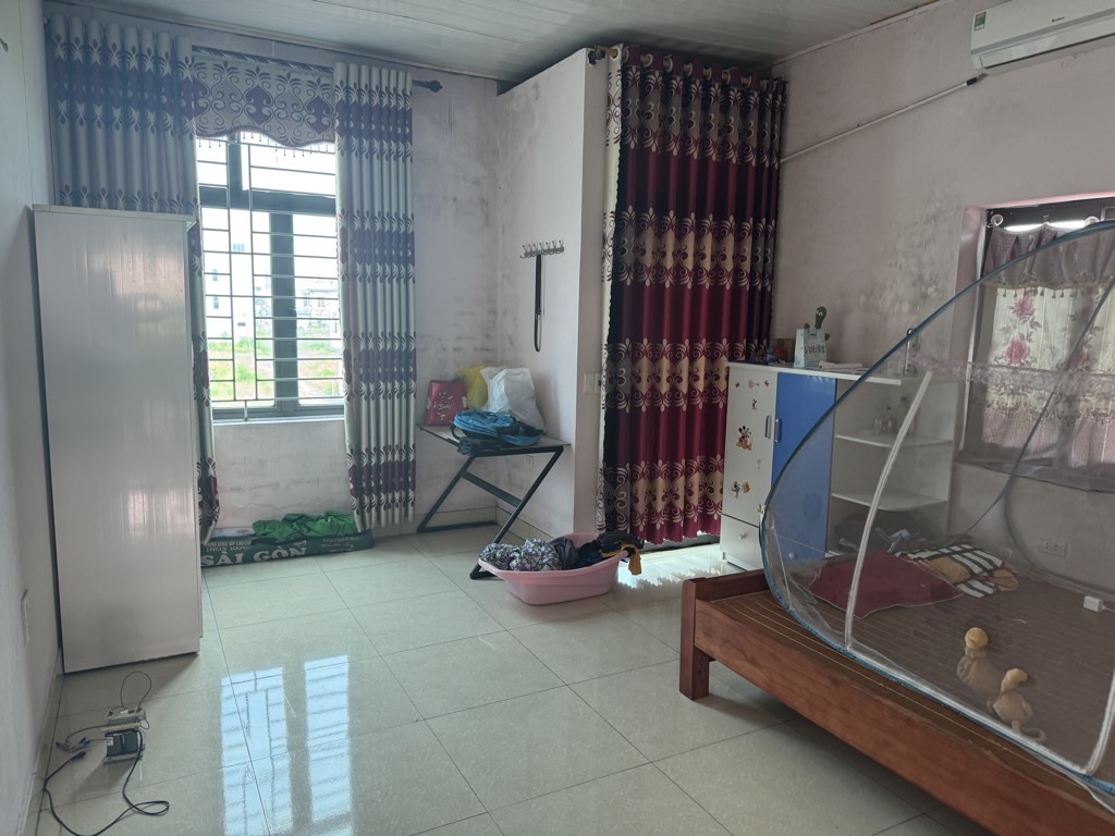 BÁN NHÀ PHỐ TẠI MÊ LINH
